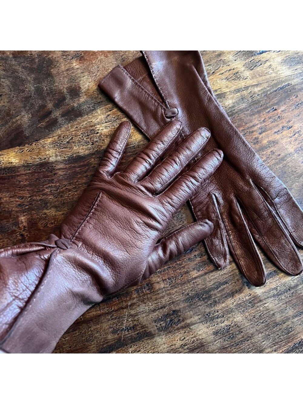 Vintage Brown Leather Gloves With Button Detail - By Superb Sz7